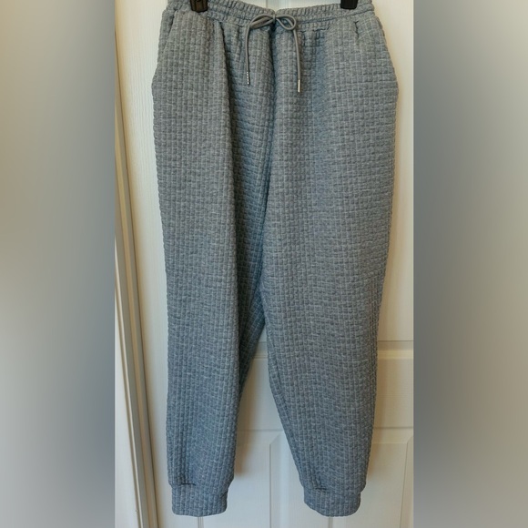 NWOT SHEIN Lounge Set - Picture 2 of 5